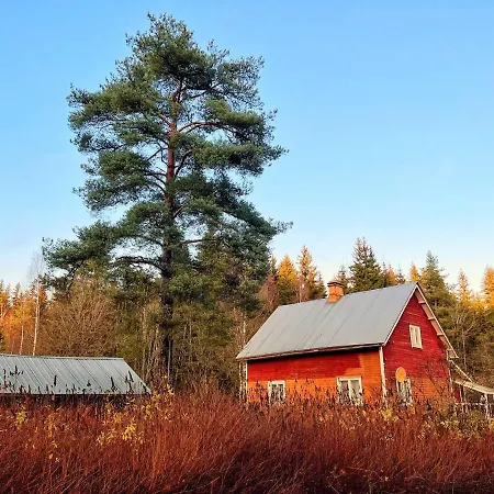Дом отдыха Finnish House Near The Forest